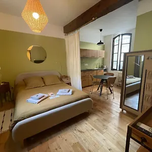  Apartment De Charme A La Roquette France